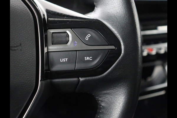 Peugeot e-2008 EV Blue Lease Allure 50 kWh | SOH 92% | 3 Fase | Carplay | Half leder | Adaptive cruise | Camera | Digital Cockpit | Full LED | Climate control | Navigatie | Bluetooth