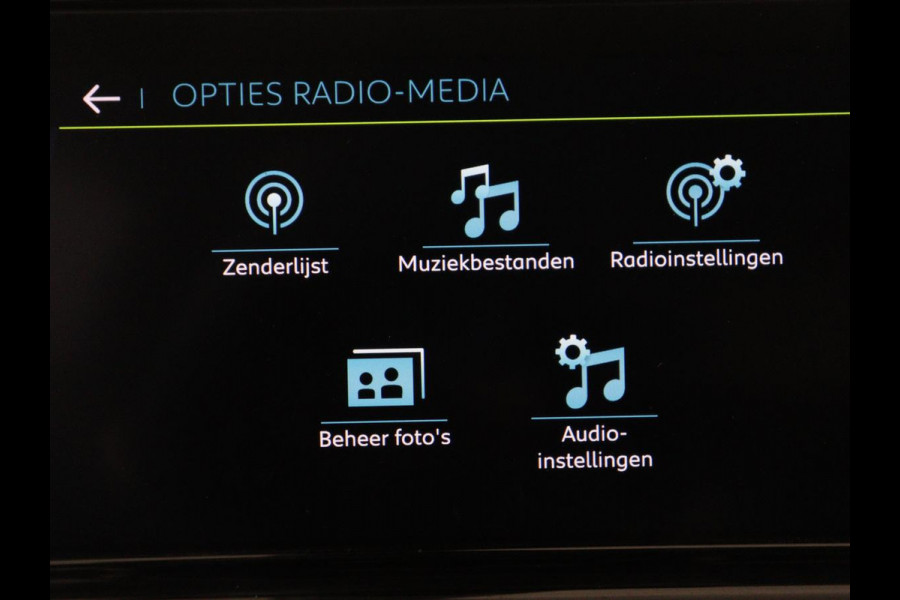 Peugeot e-2008 EV Blue Lease Allure 50 kWh | SOH 92% | 3 Fase | Carplay | Half leder | Adaptive cruise | Camera | Digital Cockpit | Full LED | Climate control | Navigatie | Bluetooth