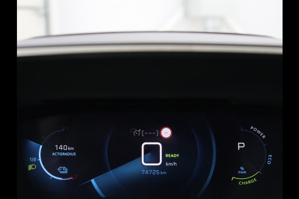 Peugeot e-2008 EV Blue Lease Allure 50 kWh | SOH 92% | 3 Fase | Carplay | Half leder | Adaptive cruise | Camera | Digital Cockpit | Full LED | Climate control | Navigatie | Bluetooth