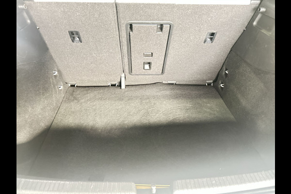 Volkswagen ID.3 First Plus 58 kWh | elektrische spiegels | LED koplampen | parkeersensoren