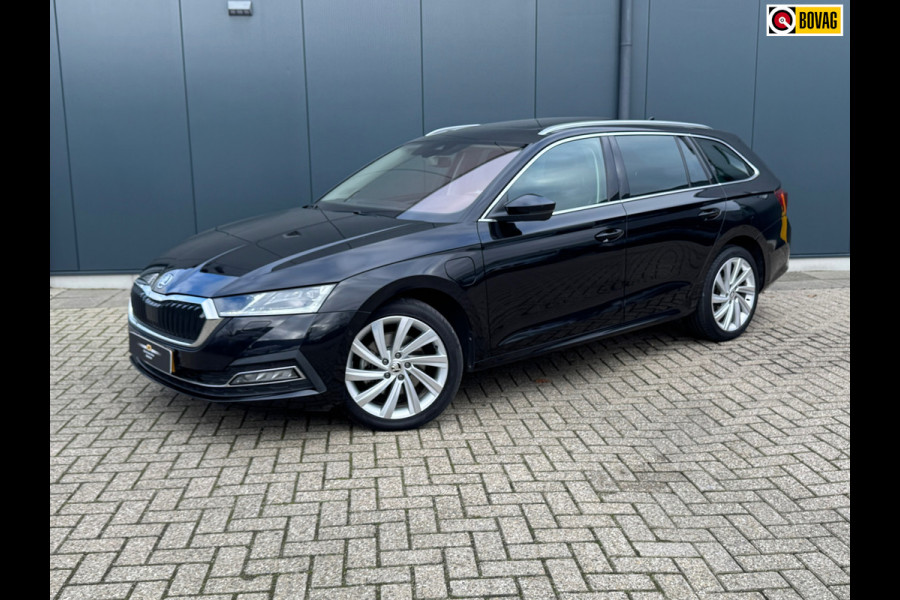 Škoda Octavia Combi 1.4 TSI iV PHEV * Panorama * Stoelventilatie * 2x Memory * Head-up Display *