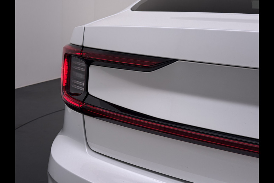 Polestar 2 78kWh 408PK PERFORMANCE 0-100 4,7sec. Long Range Pano-dak Elektr.Stoel+Stuur-verwarmd GSM-Key (semi-)-AutoPilot AWD GSM-Sleutel  SOH 93% Google-Android® Navi 360°Camera Elek.Achterklep PDC-a+v Performance-Ophanging Premium-Audio Active-Grille Keyless LEDParkeerassist auto 1.500KG Trekgewicht! 3fase 11kw thuis laden 4-season-Bnd € 66.000 nieuw