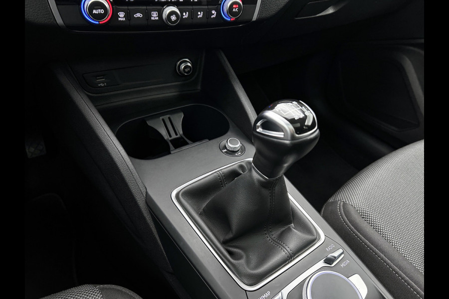 Audi Q2 30 TFSI Business Edition (PANORAMADAK, VIRTUAL, CLIMA, LED, PDC, CAMERA, 1e EIGENAAR, GOED ONDERHOUDEN)