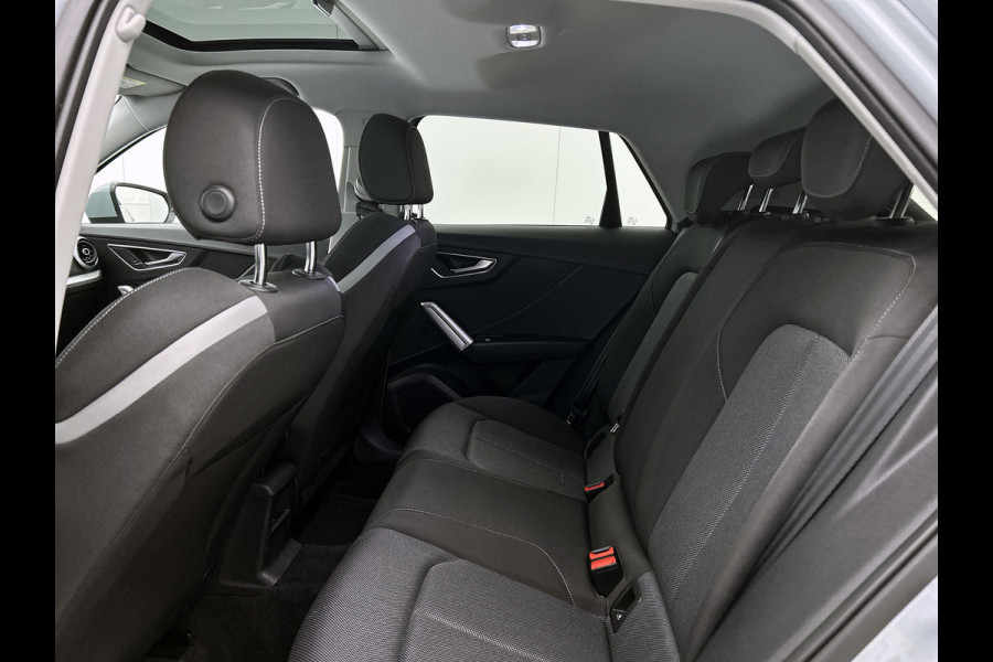 Audi Q2 30 TFSI Business Edition (PANORAMADAK, VIRTUAL, CLIMA, LED, PDC, CAMERA, 1e EIGENAAR, GOED ONDERHOUDEN)