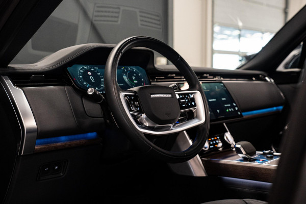 Land Rover Range Rover 3.0 P510e HSE PHEV *Meridian 3D Surround / Panorama / Stoelventilatie + Massage / Shadow Exterior Pack*