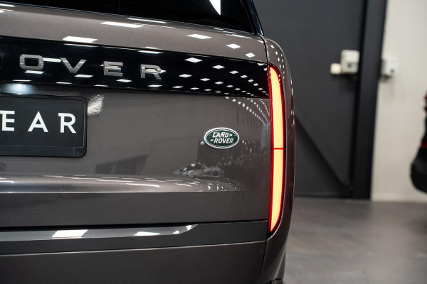 Land Rover Range Rover 3.0 P510e HSE PHEV *Meridian 3D Surround / Panorama / Stoelventilatie + Massage / Shadow Exterior Pack*