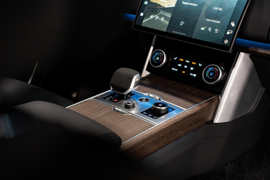 Land Rover Range Rover 3.0 P510e HSE PHEV *Meridian 3D Surround / Panorama / Stoelventilatie + Massage / Shadow Exterior Pack*