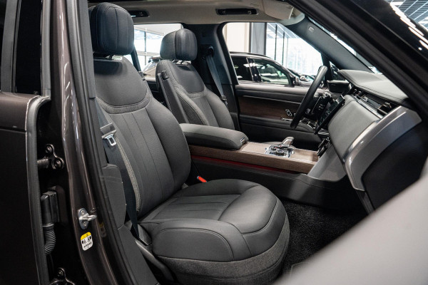 Land Rover Range Rover 3.0 P510e HSE PHEV *Meridian 3D Surround / Panorama / Stoelventilatie + Massage / Shadow Exterior Pack*