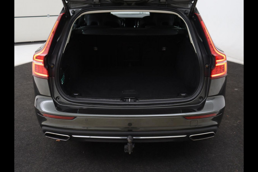 Volvo V60 2.0 T6 Recharge AWD Business Pro | Trekhaak | 360 Camera | Adaptive Cruise | Navigatie | Carplay | Full LED | PHEV | Plug In