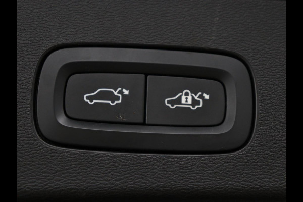 Volvo V60 2.0 T6 Recharge AWD Business Pro | Trekhaak | 360 Camera | Adaptive Cruise | Navigatie | Carplay | Full LED | PHEV | Plug In