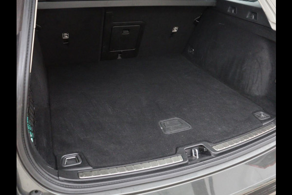 Volvo V60 2.0 T6 Recharge AWD Business Pro | Trekhaak | 360 Camera | Adaptive Cruise | Navigatie | Carplay | Full LED | PHEV | Plug In