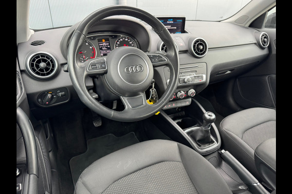 Audi A1 Sportback 1.0 TFSI Pro Line * Stoelverwarming * Led * Lichtmetalen Velgen