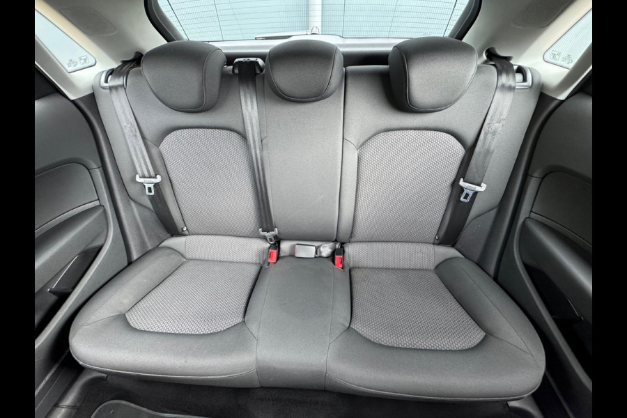 Audi A1 Sportback 1.0 TFSI Pro Line * Stoelverwarming * Led * Lichtmetalen Velgen