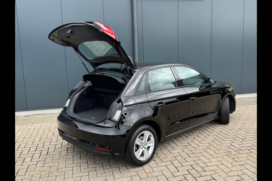 Audi A1 Sportback 1.0 TFSI Pro Line * Stoelverwarming * Led * Lichtmetalen Velgen