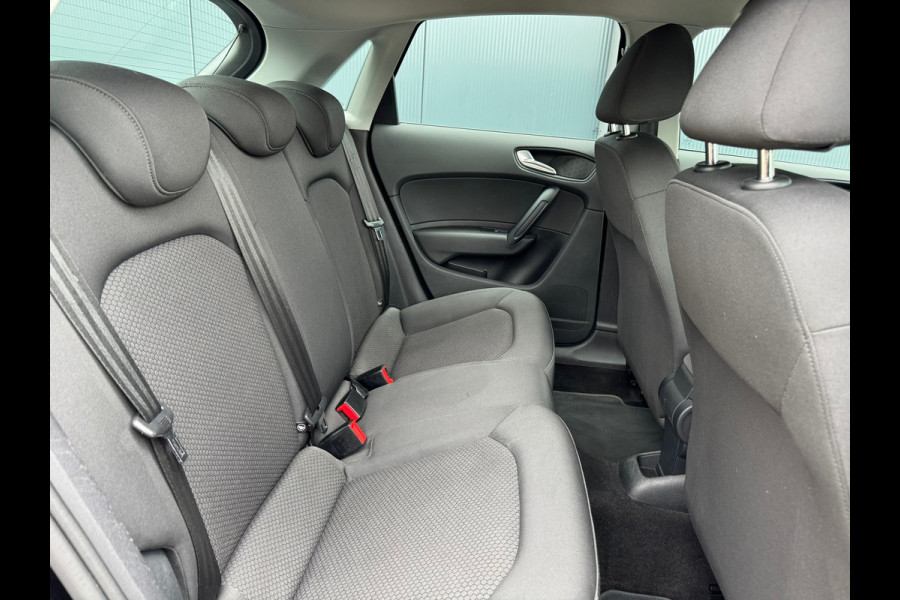 Audi A1 Sportback 1.0 TFSI Pro Line * Stoelverwarming * Led * Lichtmetalen Velgen