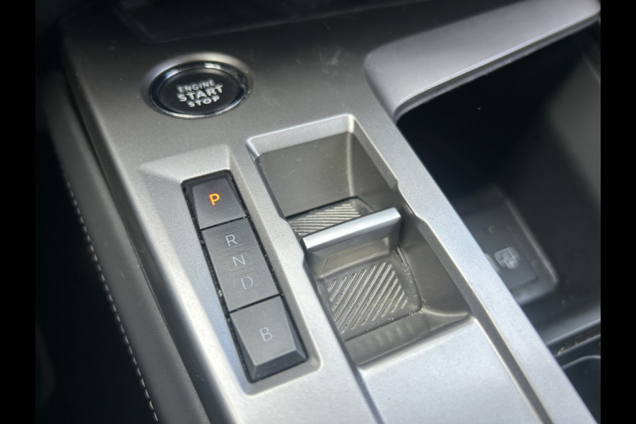 Peugeot 308 SW BWJ 11-2023 | 1.6 HYbrid 180 Allure Pack Bus. | TREKHAAK | LEDER/STOF | CAMERA | CARPLAY | NAVI | STOELVERW | CLIMA