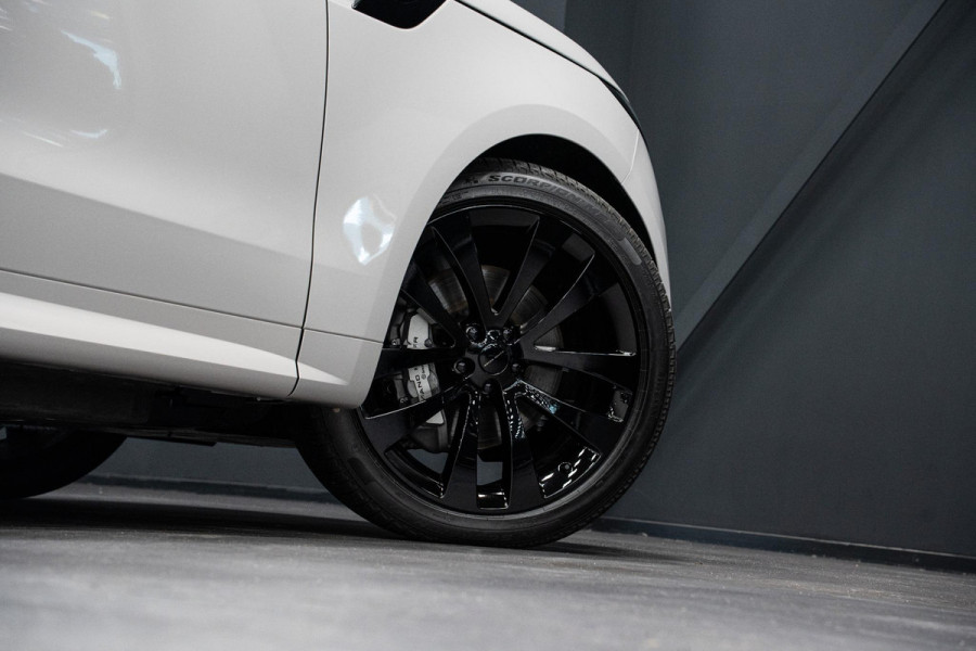 Land Rover Range Rover Sport 3.0 P460e Dynamic SE PHEV *Meridian / Stoelventilatie / Panorama / Black Exterior Pack / Keyless / 5 JAAR GARANTIE*