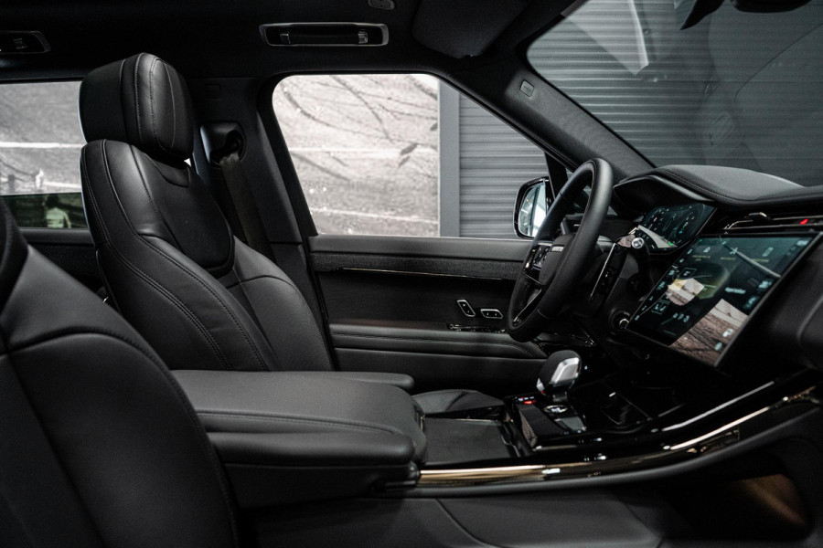 Land Rover Range Rover Sport 3.0 P460e Dynamic SE PHEV *Meridian / Stoelventilatie / Panorama / Black Exterior Pack / Keyless / 5 JAAR GARANTIE*