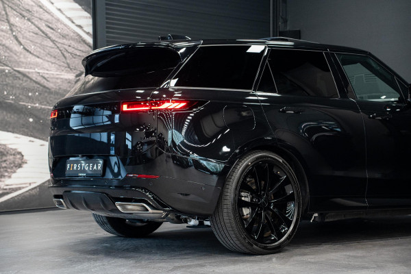 Land Rover Range Rover Sport 3.0 P460e Dynamic SE PHEV *Meridian / Stoelventilatie / Panorama / Black Exterior Pack / Keyless / 5 JAAR GARANTIE*