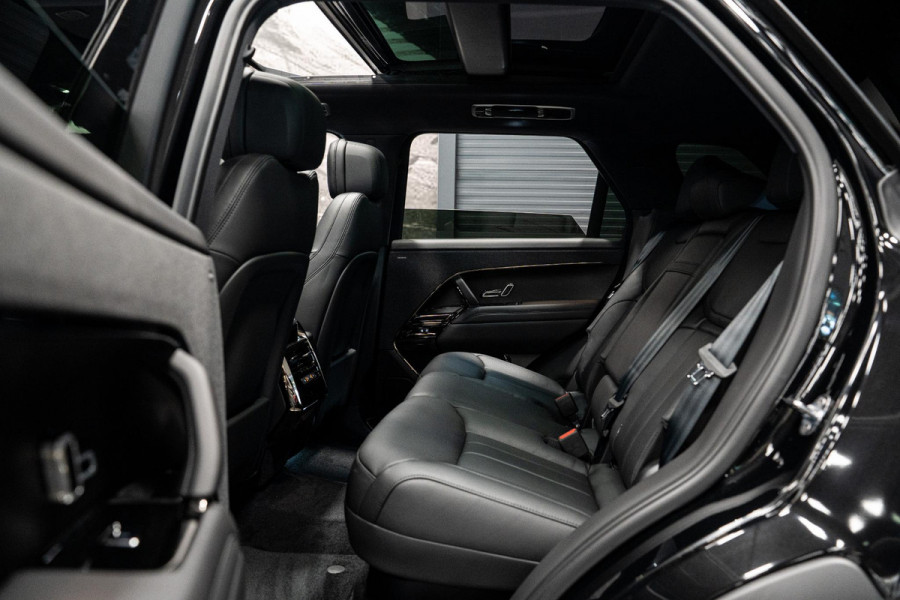 Land Rover Range Rover Sport 3.0 P460e Dynamic SE PHEV *Meridian / Stoelventilatie / Panorama / Black Exterior Pack / Keyless / 5 JAAR GARANTIE*