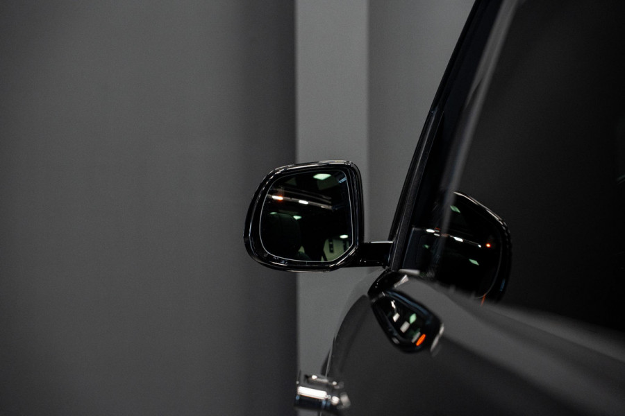 Land Rover Range Rover Sport 3.0 P460e Dynamic SE PHEV *Meridian / Stoelventilatie / Panorama / Black Exterior Pack / Keyless / 5 JAAR GARANTIE*