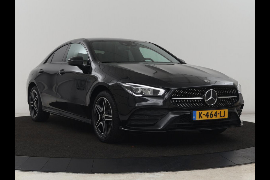 Mercedes-Benz CLA-Klasse 250 e Bns Sol AMG Ld | Stoelverwarming | Widescreen | Sfeerverlichting | Full LED | Park Assist | Camera | Navigatie | Half leder