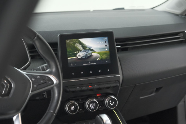 Renault Clio TCe 130 EDC Intens |  Allseason banden | Camera | Navigatie | Parkeersensoren