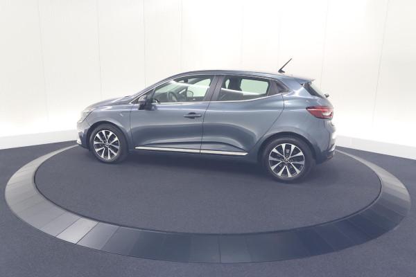 Renault Clio TCe 130 EDC Intens |  Allseason banden | Camera | Navigatie | Parkeersensoren