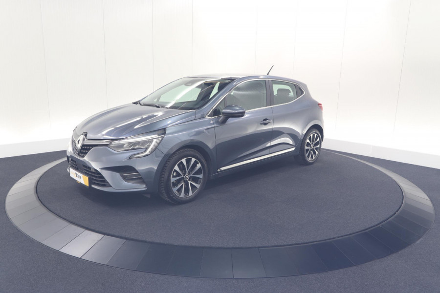 Renault Clio TCe 130 EDC Intens |  Allseason banden | Camera | Navigatie | Parkeersensoren