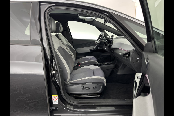 Volkswagen ID.3 First Max 58 kWh [ 3-Fase-11kW ] {SOH-87%} (INCL-BTW) *HEATPUMP | PANO | HEAD-UP | ADAPTIVE-CRUISE | IQ-LIGHTS | BLINDSPOT | CAMERA | KEYLESS | MICROFIBRE | AMBIENTLIGHT | NAVI-FULLMAP | DAB+ | ECC | HEATED-SPORTSEATS | DIGI-COCKPIT |
