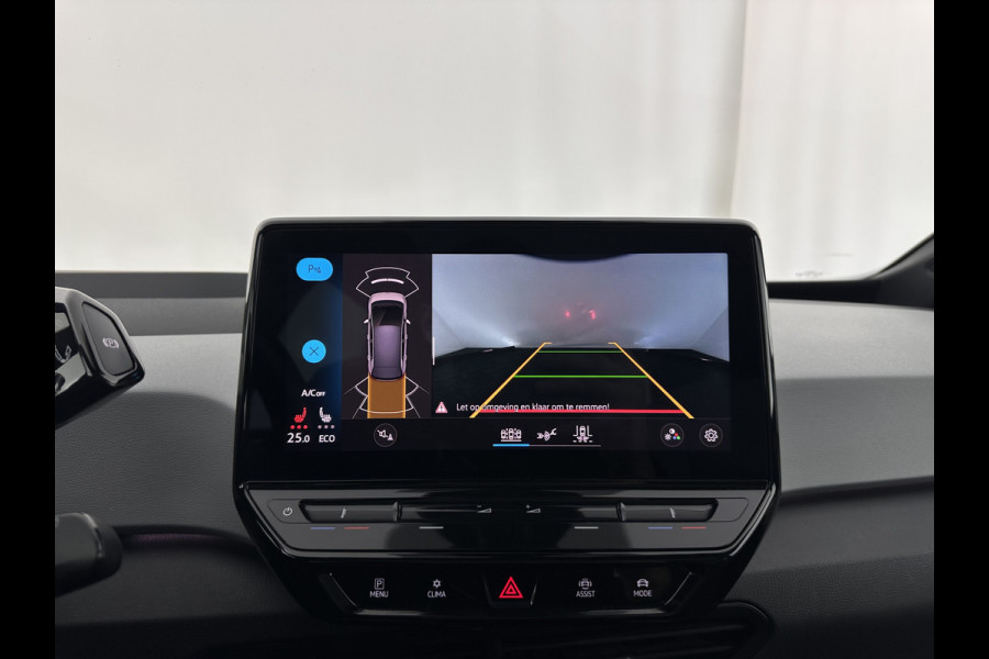 Volkswagen ID.3 First Max 58 kWh [ 3-Fase-11kW ] {SOH-87%} (INCL-BTW) *HEATPUMP | PANO | HEAD-UP | ADAPTIVE-CRUISE | IQ-LIGHTS | BLINDSPOT | CAMERA | KEYLESS | MICROFIBRE | AMBIENTLIGHT | NAVI-FULLMAP | DAB+ | ECC | HEATED-SPORTSEATS | DIGI-COCKPIT |