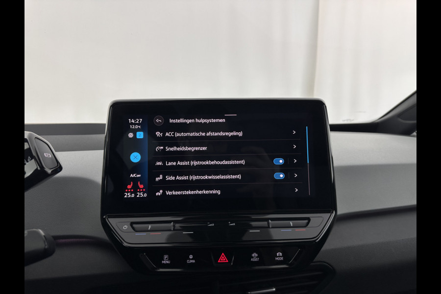 Volkswagen ID.3 First Max 58 kWh [ 3-Fase-11kW ] {SOH-87%} (INCL-BTW) *HEATPUMP | PANO | HEAD-UP | ADAPTIVE-CRUISE | IQ-LIGHTS | BLINDSPOT | CAMERA | KEYLESS | MICROFIBRE | AMBIENTLIGHT | NAVI-FULLMAP | DAB+ | ECC | HEATED-SPORTSEATS | DIGI-COCKPIT |