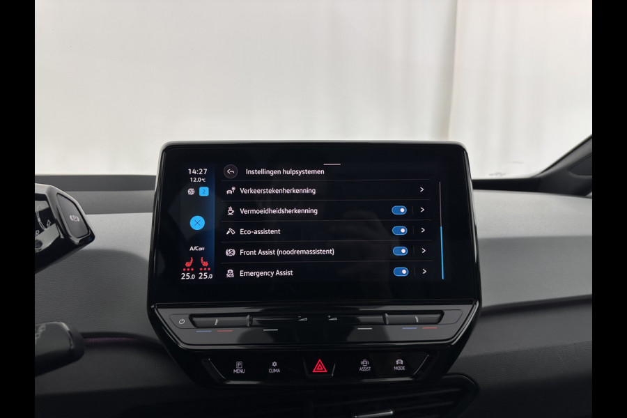 Volkswagen ID.3 First Max 58 kWh [ 3-Fase-11kW ] {SOH-87%} (INCL-BTW) *HEATPUMP | PANO | HEAD-UP | ADAPTIVE-CRUISE | IQ-LIGHTS | BLINDSPOT | CAMERA | KEYLESS | MICROFIBRE | AMBIENTLIGHT | NAVI-FULLMAP | DAB+ | ECC | HEATED-SPORTSEATS | DIGI-COCKPIT |