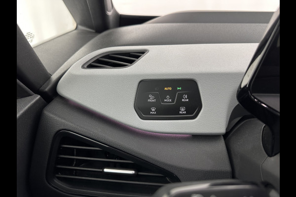 Volkswagen ID.3 First Max 58 kWh [ 3-Fase-11kW ] {SOH-87%} (INCL-BTW) *HEATPUMP | PANO | HEAD-UP | ADAPTIVE-CRUISE | IQ-LIGHTS | BLINDSPOT | CAMERA | KEYLESS | MICROFIBRE | AMBIENTLIGHT | NAVI-FULLMAP | DAB+ | ECC | HEATED-SPORTSEATS | DIGI-COCKPIT |