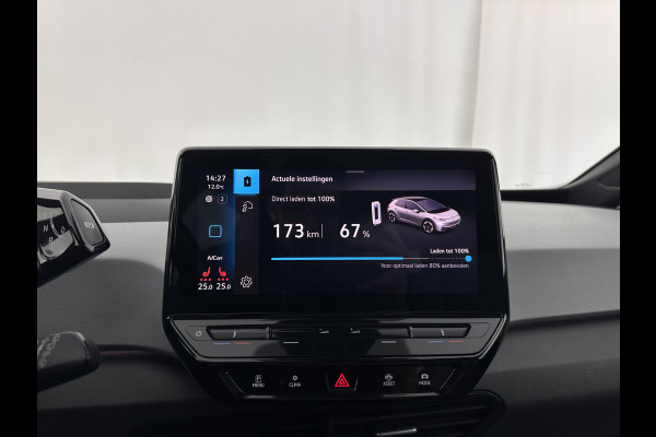 Volkswagen ID.3 First Max 58 kWh [ 3-Fase-11kW ] {SOH-87%} (INCL-BTW) *HEATPUMP | PANO | HEAD-UP | ADAPTIVE-CRUISE | IQ-LIGHTS | BLINDSPOT | CAMERA | KEYLESS | MICROFIBRE | AMBIENTLIGHT | NAVI-FULLMAP | DAB+ | ECC | HEATED-SPORTSEATS | DIGI-COCKPIT |