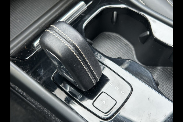 Volvo XC40 BWJ 2020 | Recharge 300KW AWD R-Design | TREKHAAK | STOEL&STUUR VERW | CAMERA A | LEDER/ALCANTARA | CLIMA | NAVI | CAMERA | LED | PDC | CARPLAY |