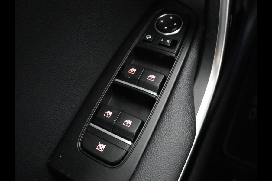 Kia Ceed Sportswagon 1.6 GDI PHEV DynamicLine | Stoel & stuurverwarming | Adaptive Cruise Camera | Navigatie | Xenon | Climate control | Carplay