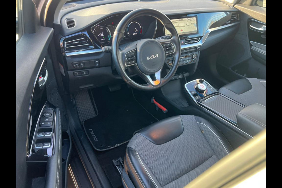 Kia e-Niro Aut. DynamicLine 64 kWh 3-Phase | Navi | Camera | LED