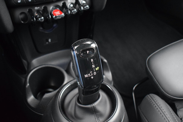 MINI Mini 1.5 Cooper John Cooper Works | Yours | Apple CarPlay | Leer | Camera