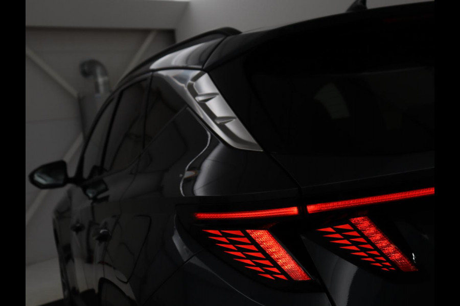 Hyundai Tucson 1.6 T-GDI HEV Comfort Smart | Trekhaak | Stoel & stuurverwarming | Adaptive cruise | Carplay | Camera | Navigatie | Keyless