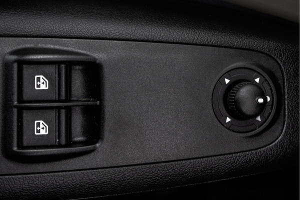 Opel Movano **Bakwagen met laadklep | Euro 6 | 165 PK | Cruise | Camera | Airco**