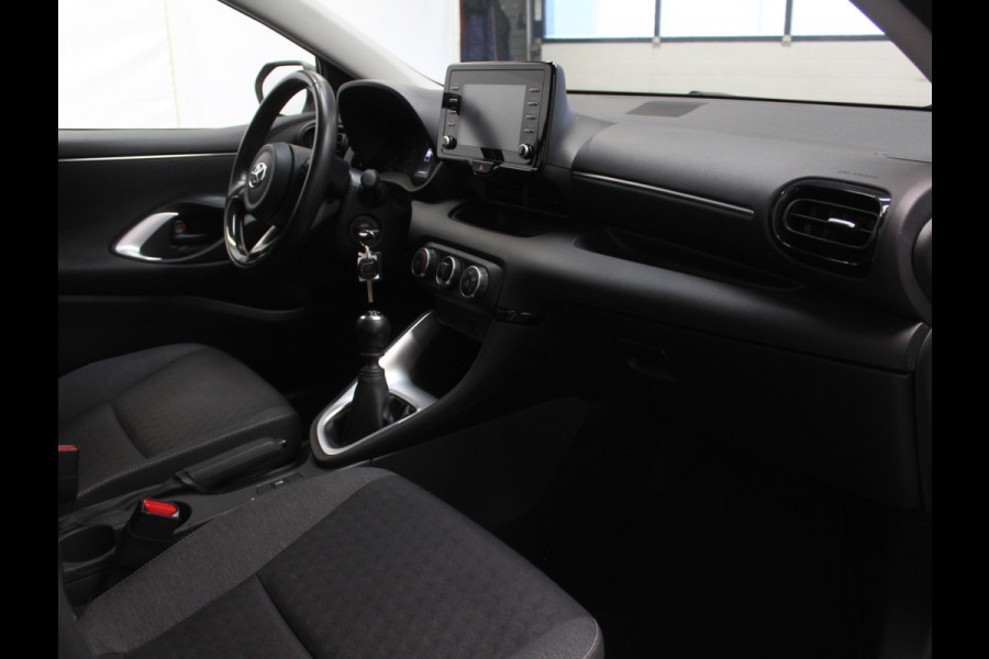 Toyota Yaris 1.5 VVT-i Active CAMERA | AIRCO | CARPLAY | ADAPCRUISE | LED | CV | DAB | ISOFIX