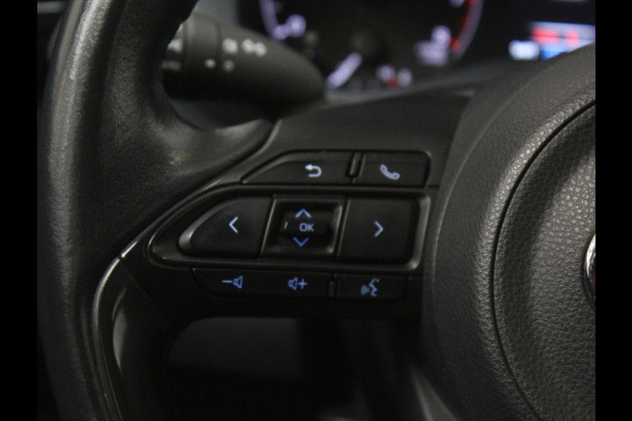 Toyota Yaris 1.5 VVT-i Active CAMERA | AIRCO | CARPLAY | ADAPCRUISE | LED | CV | DAB | ISOFIX