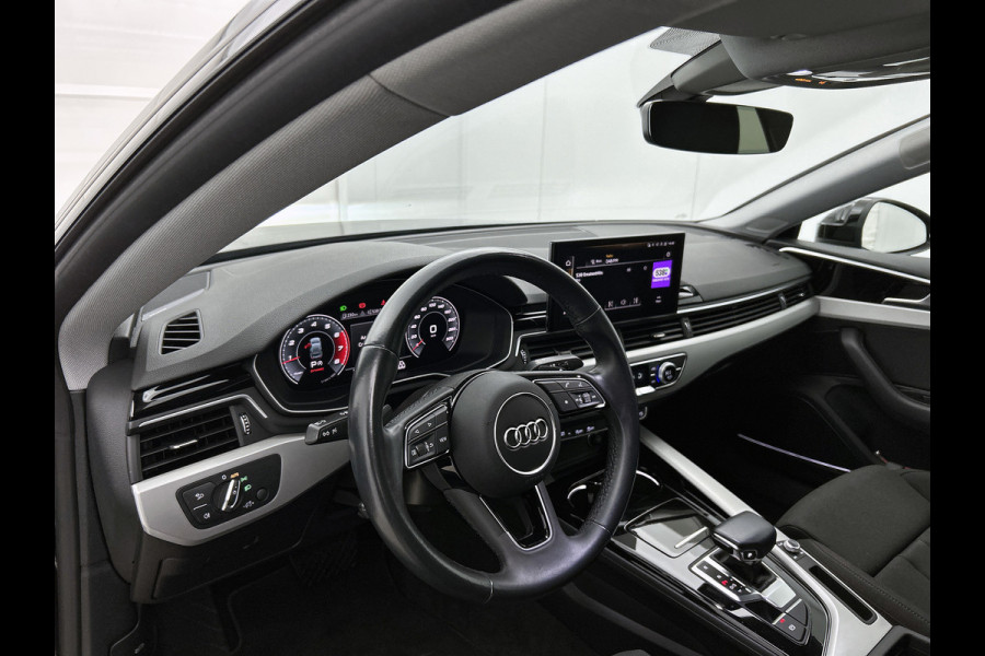 Audi A5 Sportback 35 TFSI Business edition Automaat (GROOT-NAVIGATIE, LED, CARPLAY, SPORTSTOELEN, ELEKT. ACHTERKLEP)
