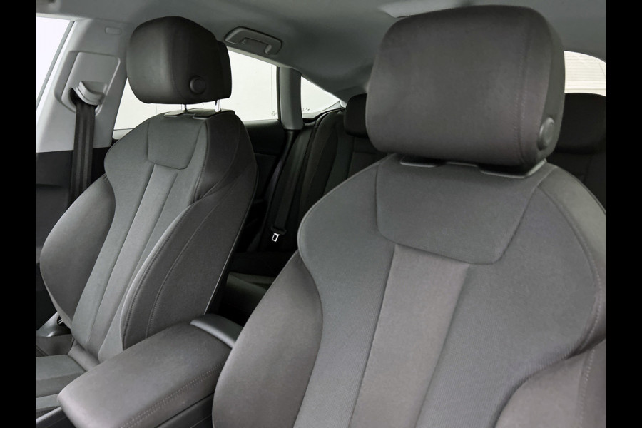 Audi A5 Sportback 35 TFSI Business edition Automaat (GROOT-NAVIGATIE, LED, CARPLAY, SPORTSTOELEN, ELEKT. ACHTERKLEP)