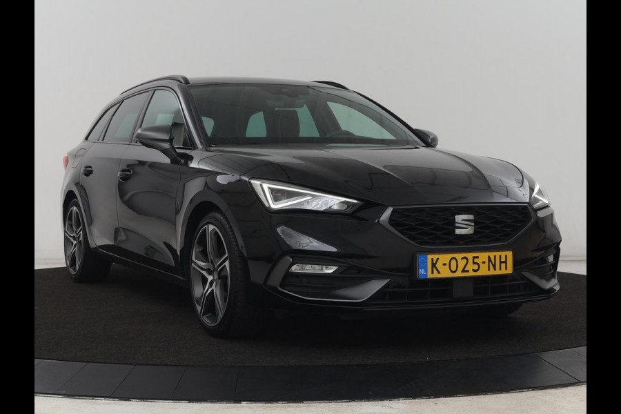 Seat Leon Sportstourer 1.5 eTSI FR Launch Edition | Carplay | Full LED | Adaptive Cruise | Sfeerverlichting | Navigatie | PDC