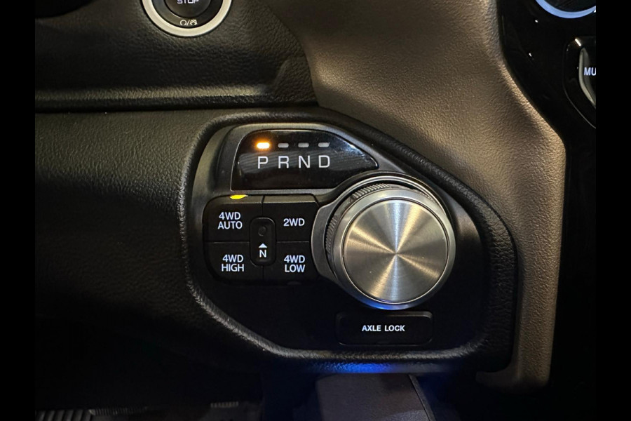 Dodge Ram 1500 5.7 V8 4x4 Crew Cab Limited|PANO|200L|LUCHTVERING|