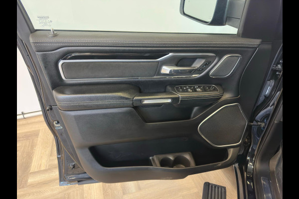 Dodge Ram 1500 5.7 V8 4x4 Crew Cab Limited|PANO|200L|LUCHTVERING|