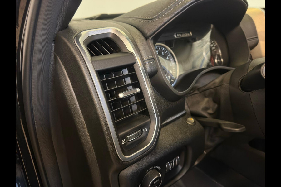 Dodge Ram 1500 5.7 V8 4x4 Crew Cab Limited|PANO|200L|LUCHTVERING|