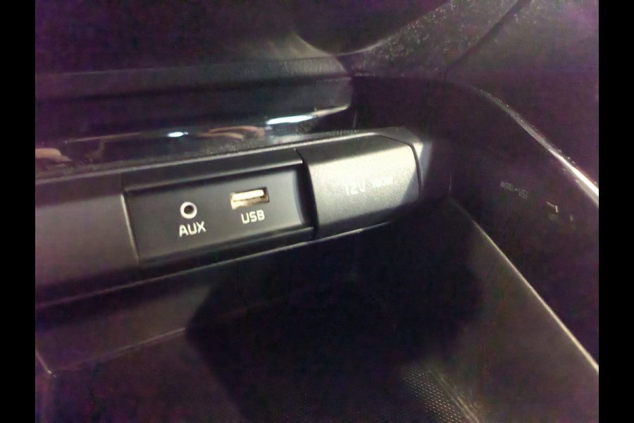 Kia Stonic 1.0 T-GDi Sports Edition Rijklaar + 12 maanden Bovag-garantie Henk Jongen Auto's in Helmond,  al 50 jaar service zoals 't hoort!